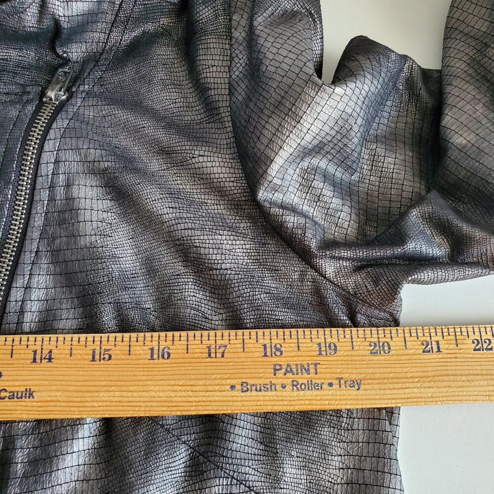 Women Metallic Gray Vegan Moto Jacket L 12 Whimsy Grunge Rocker Modern Indie - Picture 11 of 15